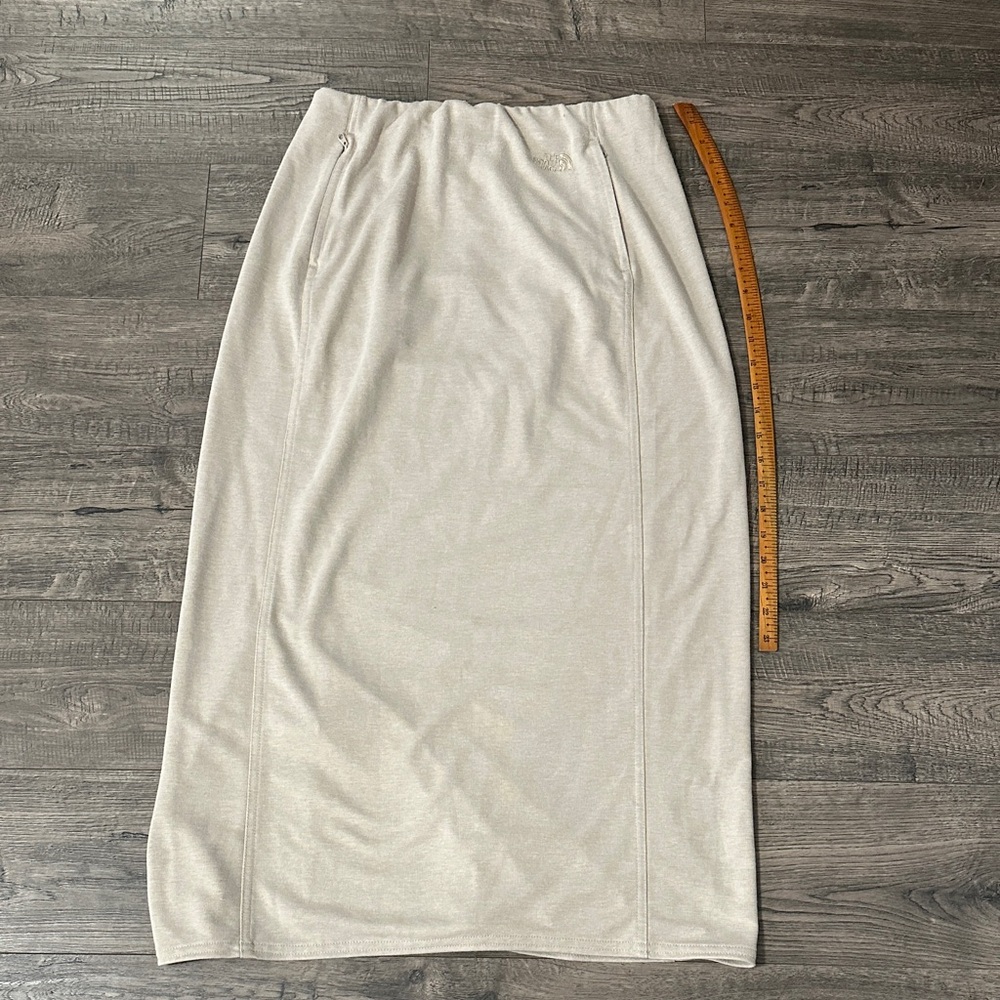 The North Face Cream Pencil Skirt M